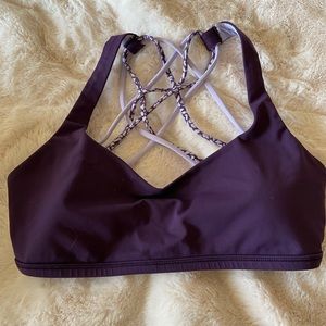 Lululemon free to be wild bra size 8